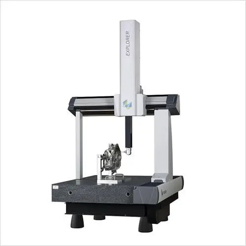 三坐標(biāo)測量機圖片