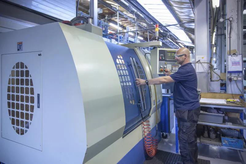 加工中心圖片 加工中心圖片